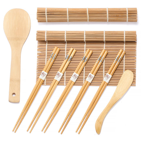 Delamu bamboo sushi kit scene shows all components neatly arranged