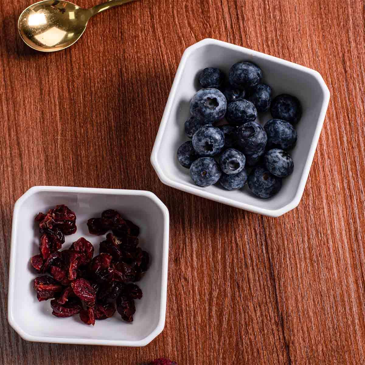 Delling ramekins are oven and microwave safe for quick desserts and reheating.