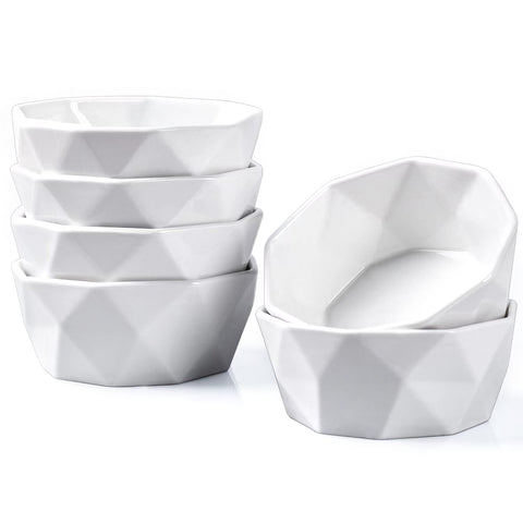 DELLING 8 oz ramekins front view showcases elegant bakeware for serving desserts.