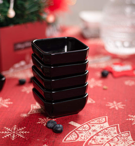 DELLING dip bowls, stackable design, saving cabinet space.