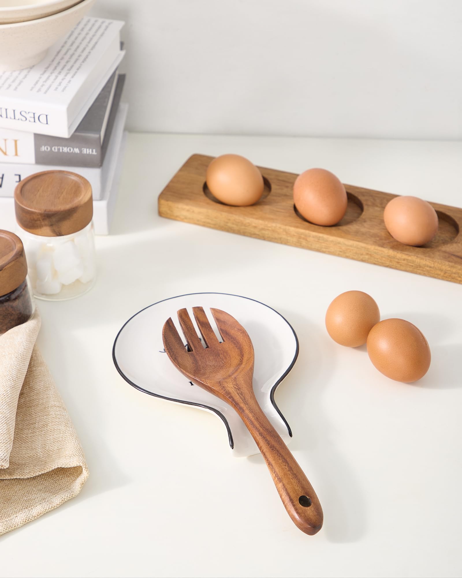 Delpnana spoon rest in color-printed gift box, ready for gifting.