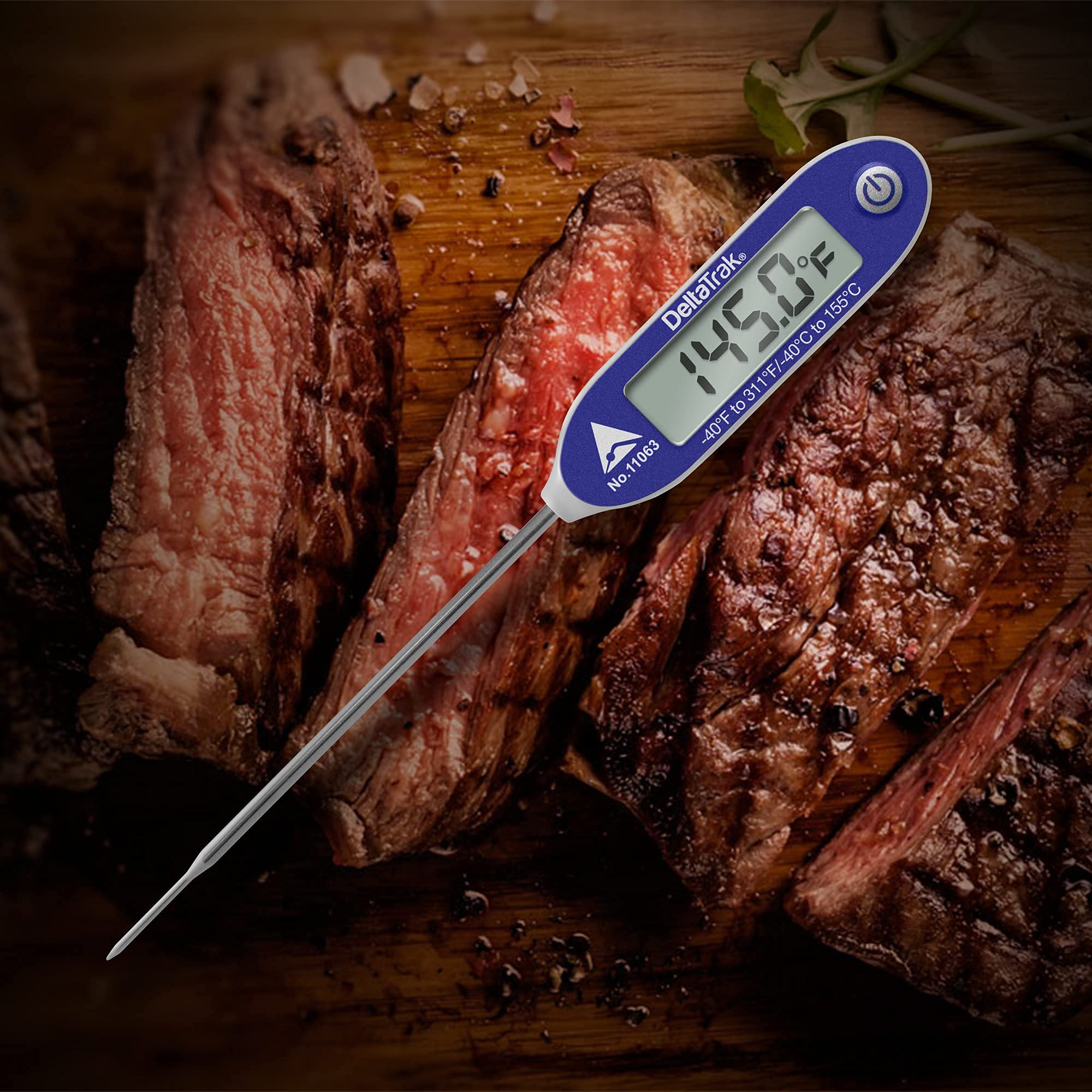 DeltaTrak Auto-Cal needle probe thermometer shows fast, precise temps at a glance