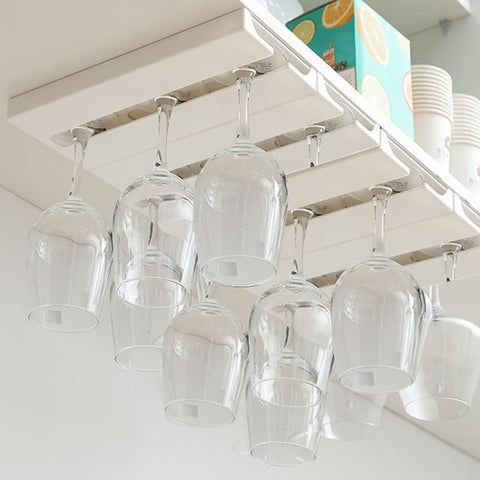 DESONAUT under-shelf wine rack fits champagne and cocktail glasses securely.