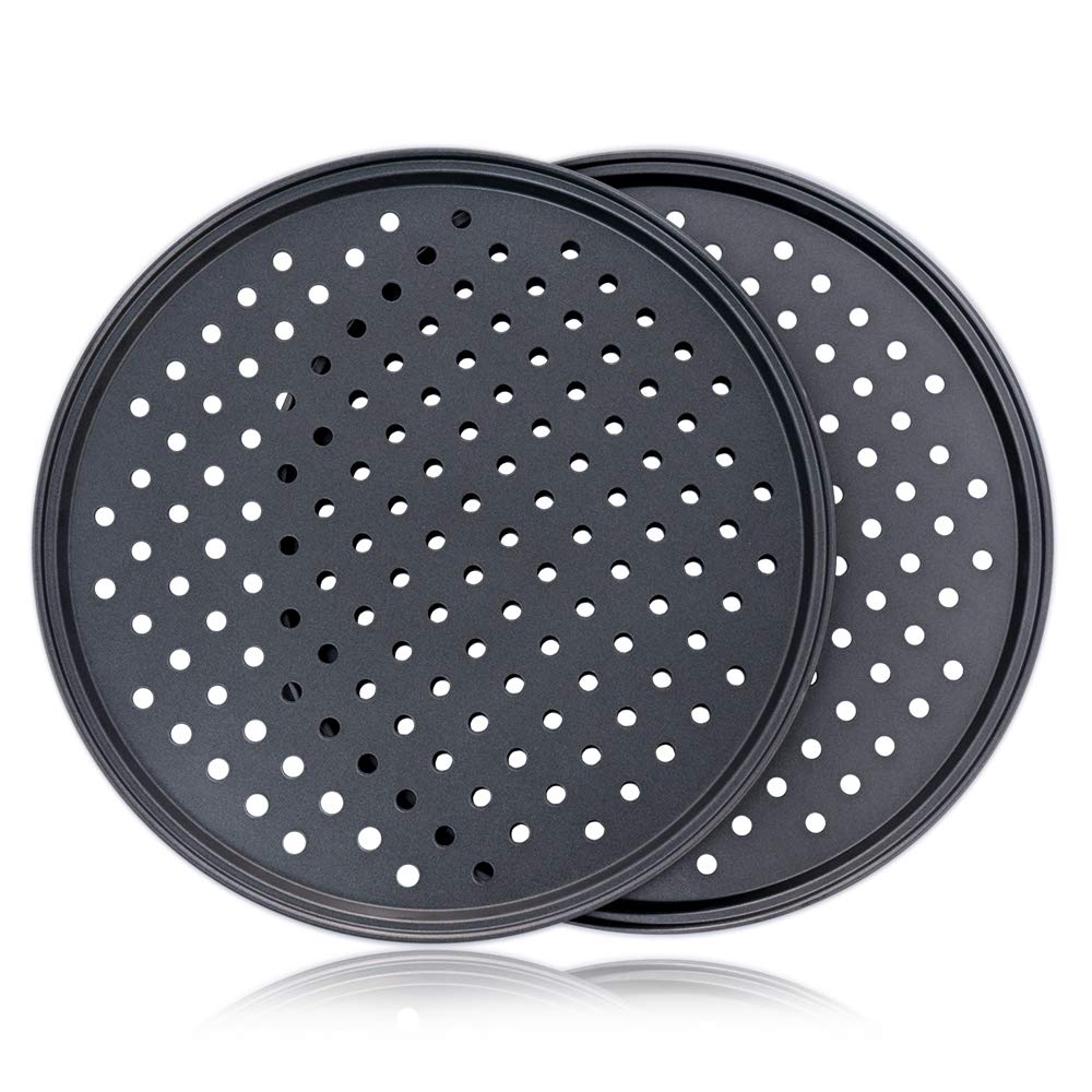 Destinymd perforated surface close-up shows airflow for restaurant-quality slices.