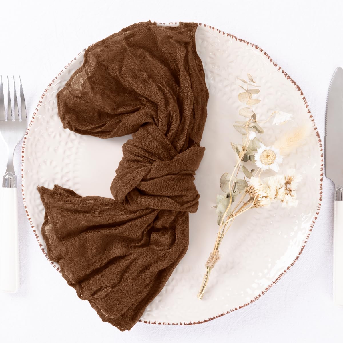 DeZerlor boho-style napkins for weddings and festive gatherings