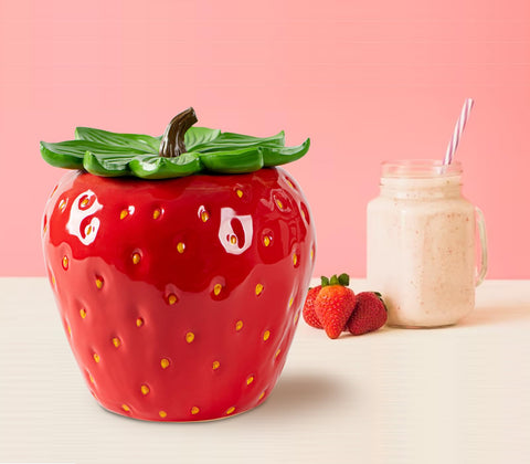 dgudgu strawberry ceramic jar large capacity suitable for cookies and sweets.