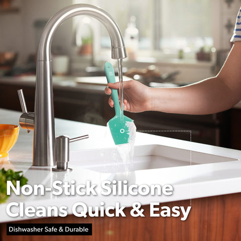 DI ORO Mint spatula dishwasher-safe, for easy cleanup after cooking.