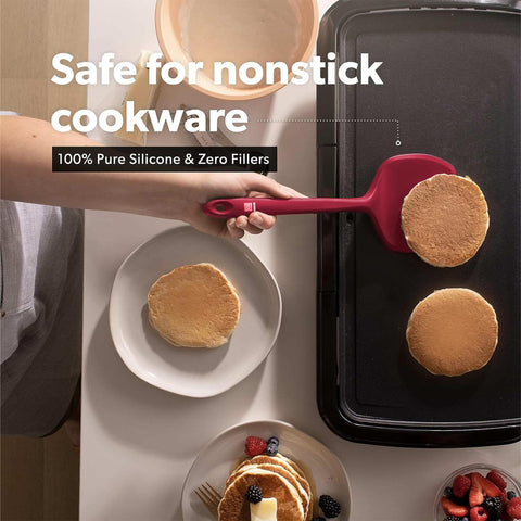 DI ORO Living Seamless Series Moda red compact spatula for precise turning in tight pans.