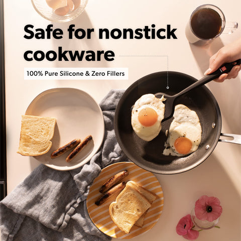 DI ORO silicone turner with ergonomic handle for precise flipping