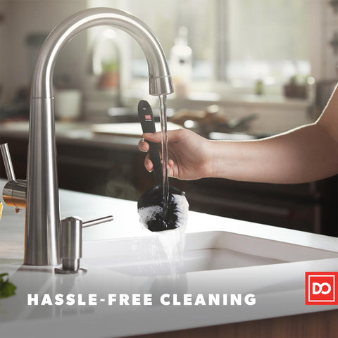 DI ORO Living stainless steel core offers sturdy balance.
