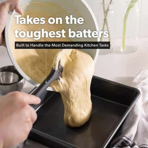 DI ORO silicone core design makes scraping quick and clean