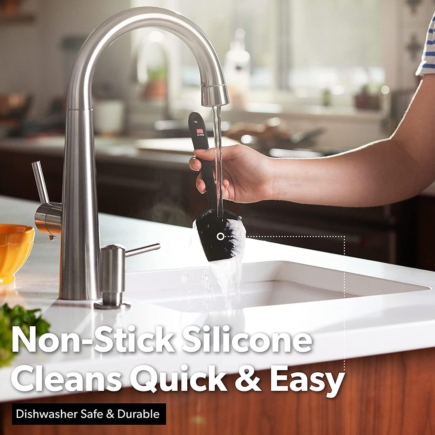 DI ORO Living ergonomic velvet-handle spatulas offer comfortable grip