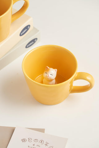 DIHOclub cat 3D peek design adds charm to your beverage moment