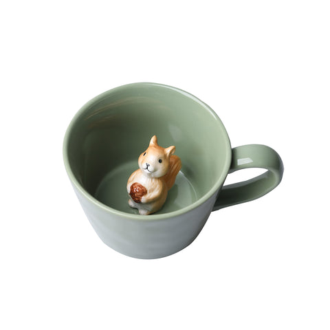 DIHOclub Squirrel mug with hidden 3D inside for a playful surprise.