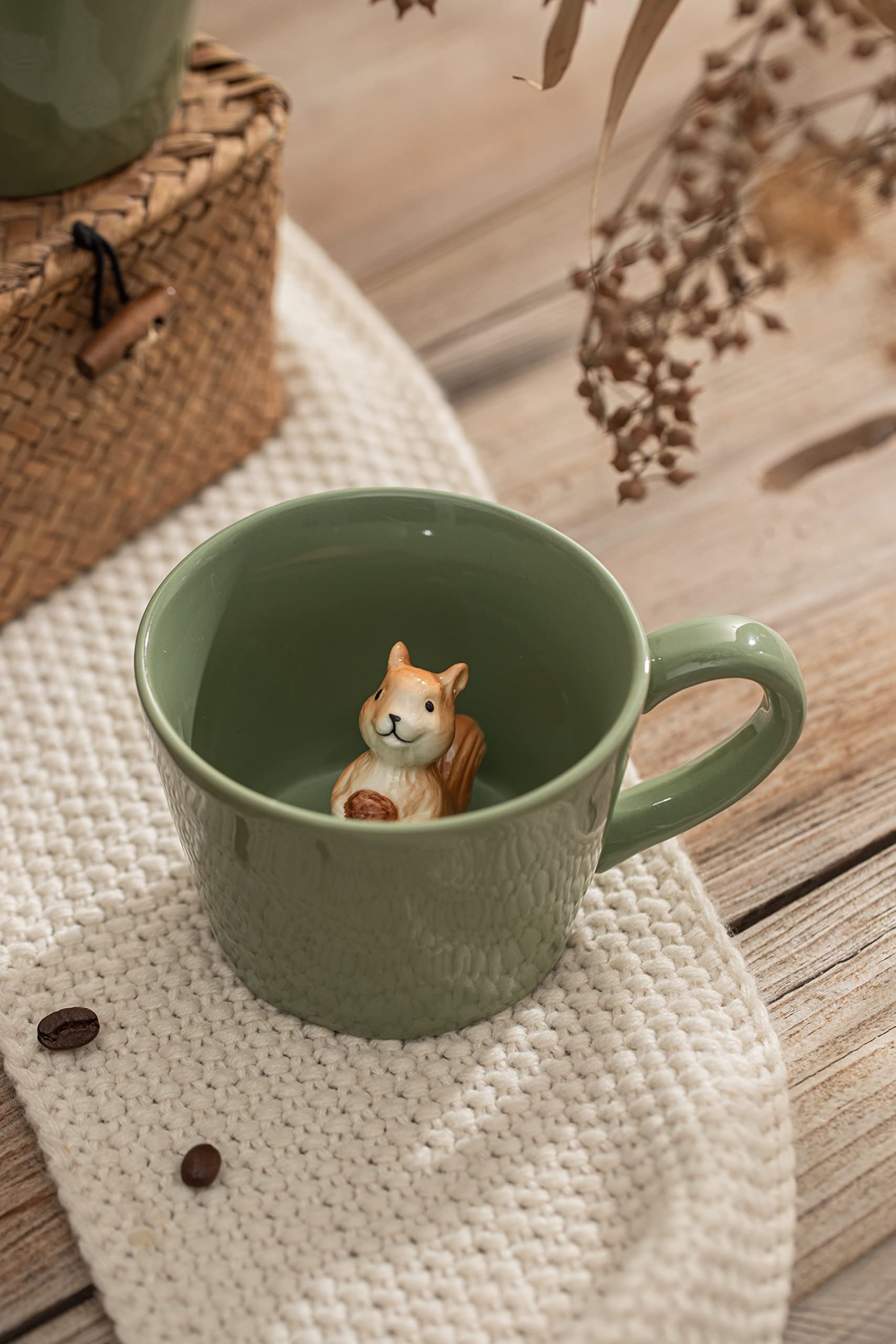 DIHOclub Squirrel mug is versatile for hot or cold drinks.