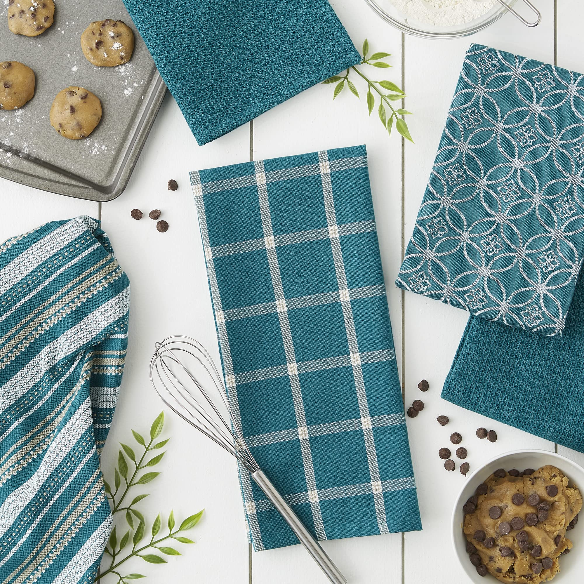 DII Assorted Woven Kitchen Set closeup-teal-weave highlights soft cotton texture.