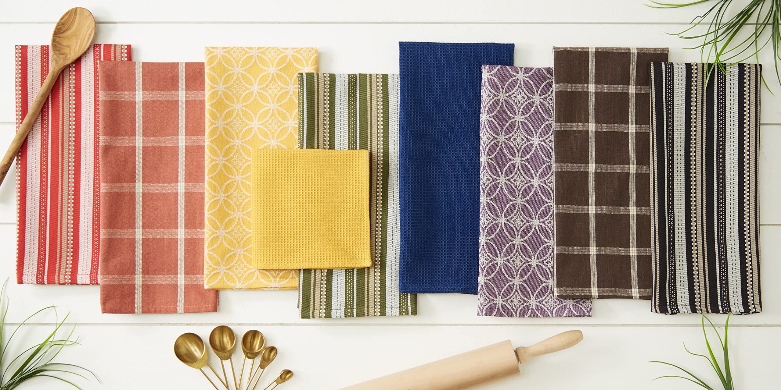 DII fast drying towels help keep counters dry after use