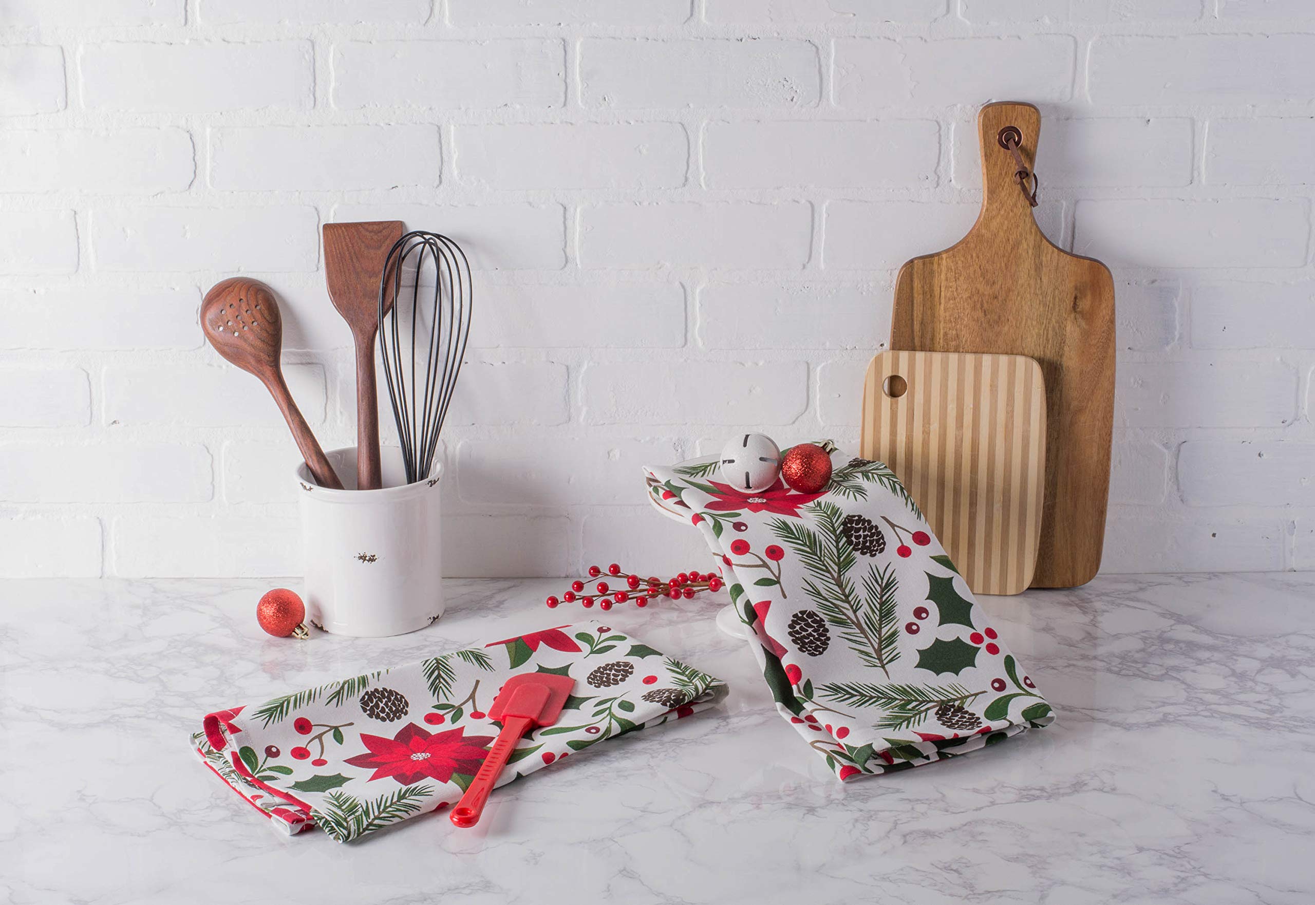 DII two-piece kitchen towel set perfect for entertaining guests