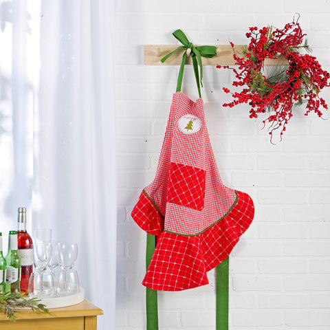DII women's Christmas apron adjustable straps for a comfortable, customizable fit.