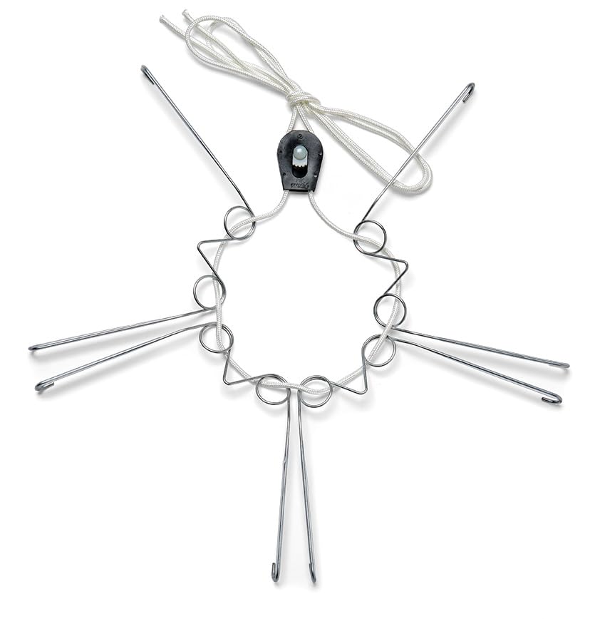 Display Buddie XL plate hanger securely displays 18–24 inch plates on the wall.