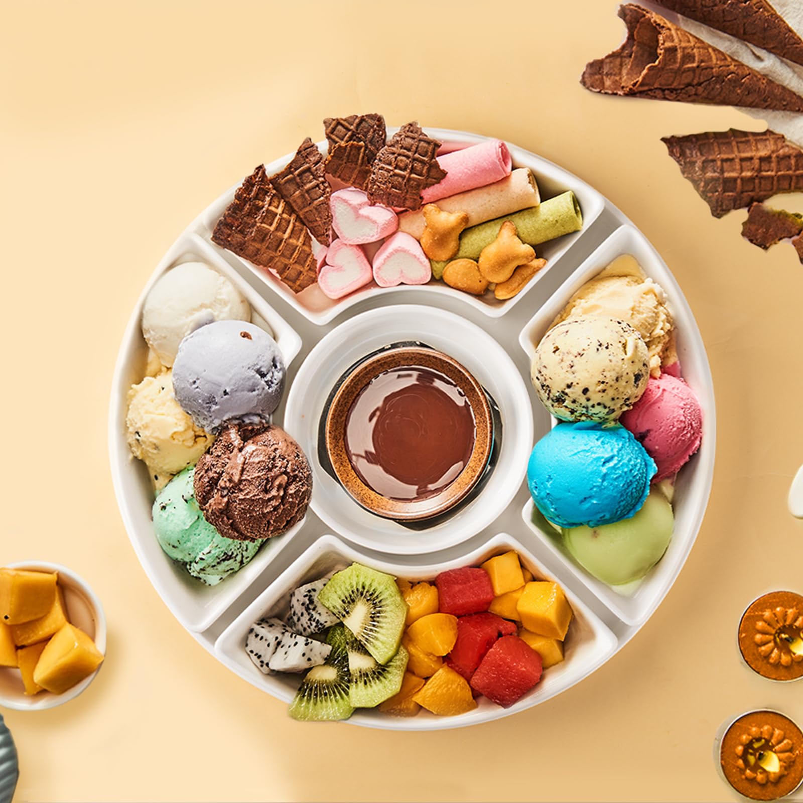 Dizada five-compartment setup keeps snacks organized.