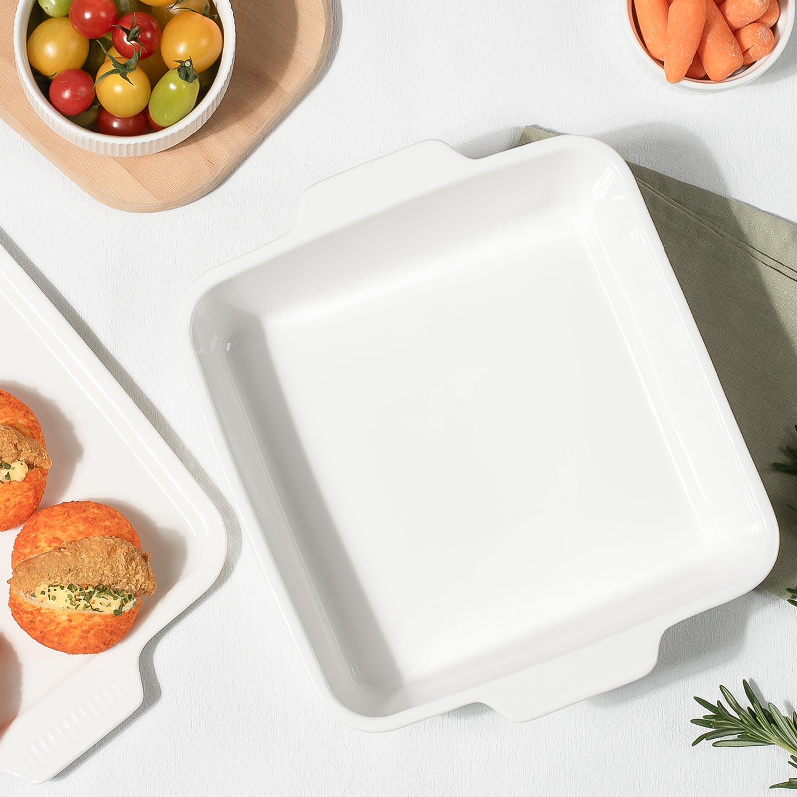 Dizada white ceramic dish shown, dishwasher-safe for convenient cleaning.
