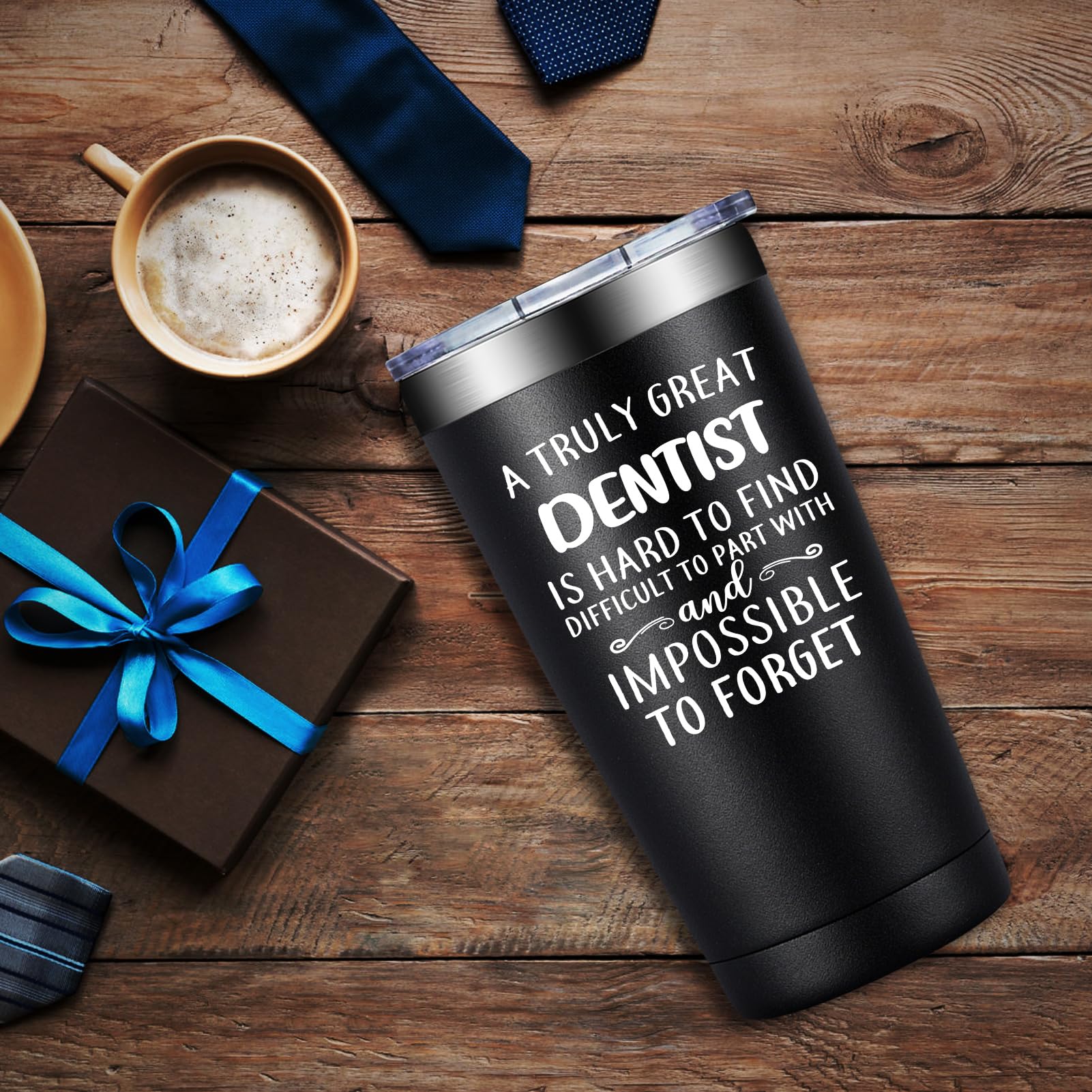 DOEARTE 20oz tumbler held in hand, sweat-proof grip for long clinic days