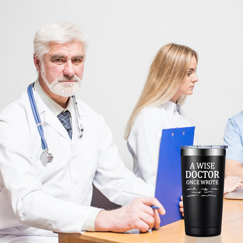 DOEARTE 20oz tumbler for outdoor rounds keeping beverages refreshed.