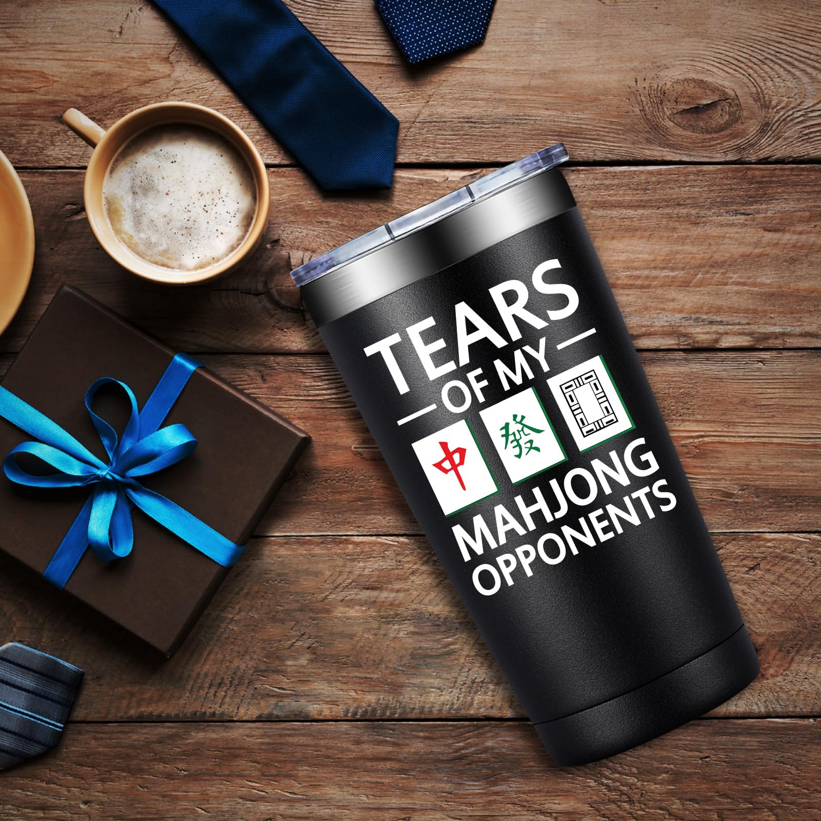 DOEARTE Mahjong tumbler inside lid shows secure sip and spill prevention