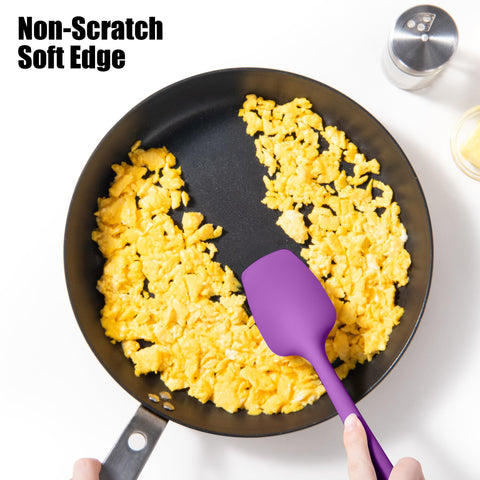 Doosu non-stick-friendly silicone protects cookware from scratches.