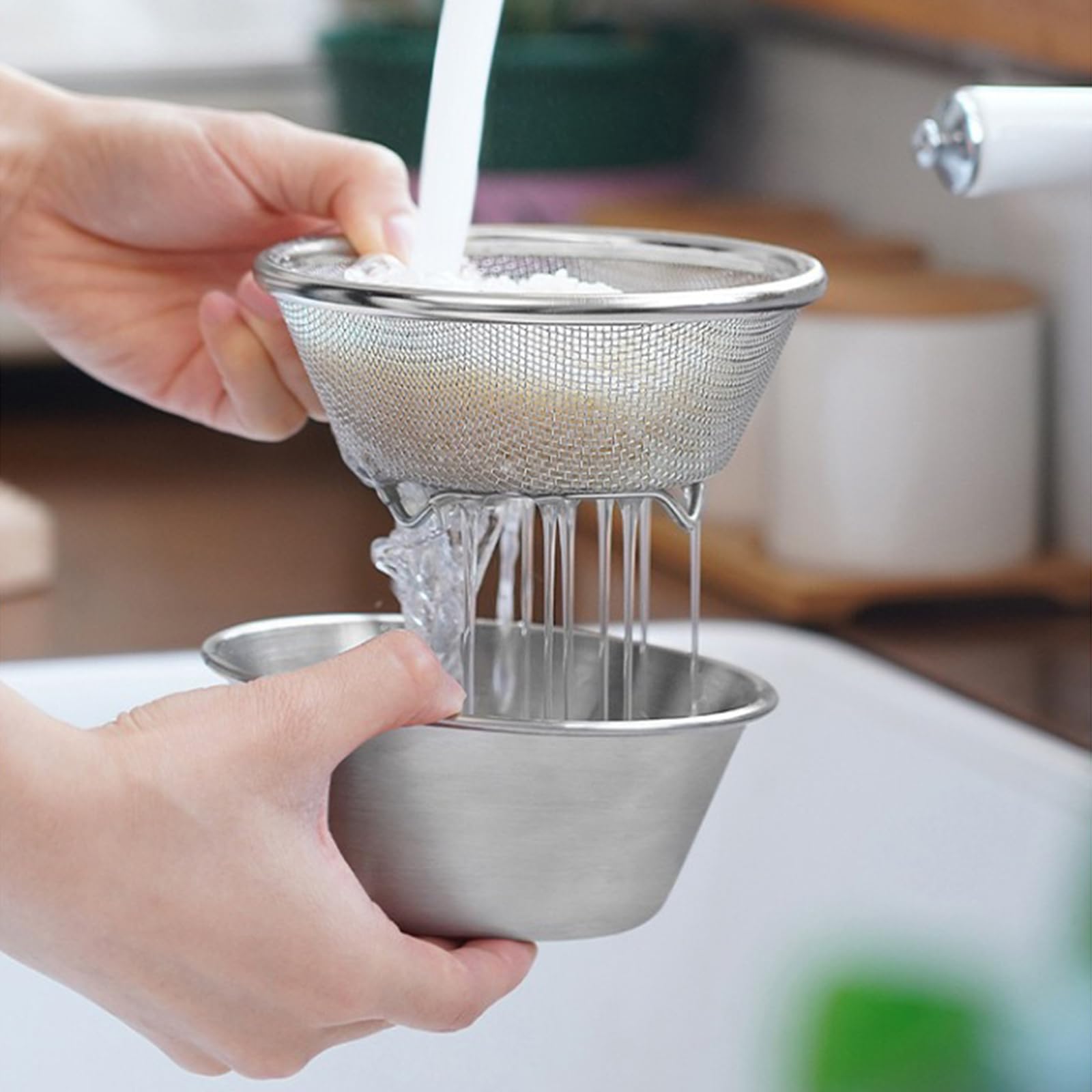 DOPMEP Precision pierced berry rinse mesh protects delicate fruit while cleaning