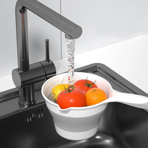 DoroSun collapsible ladle fully extended showing 1.1L capacity