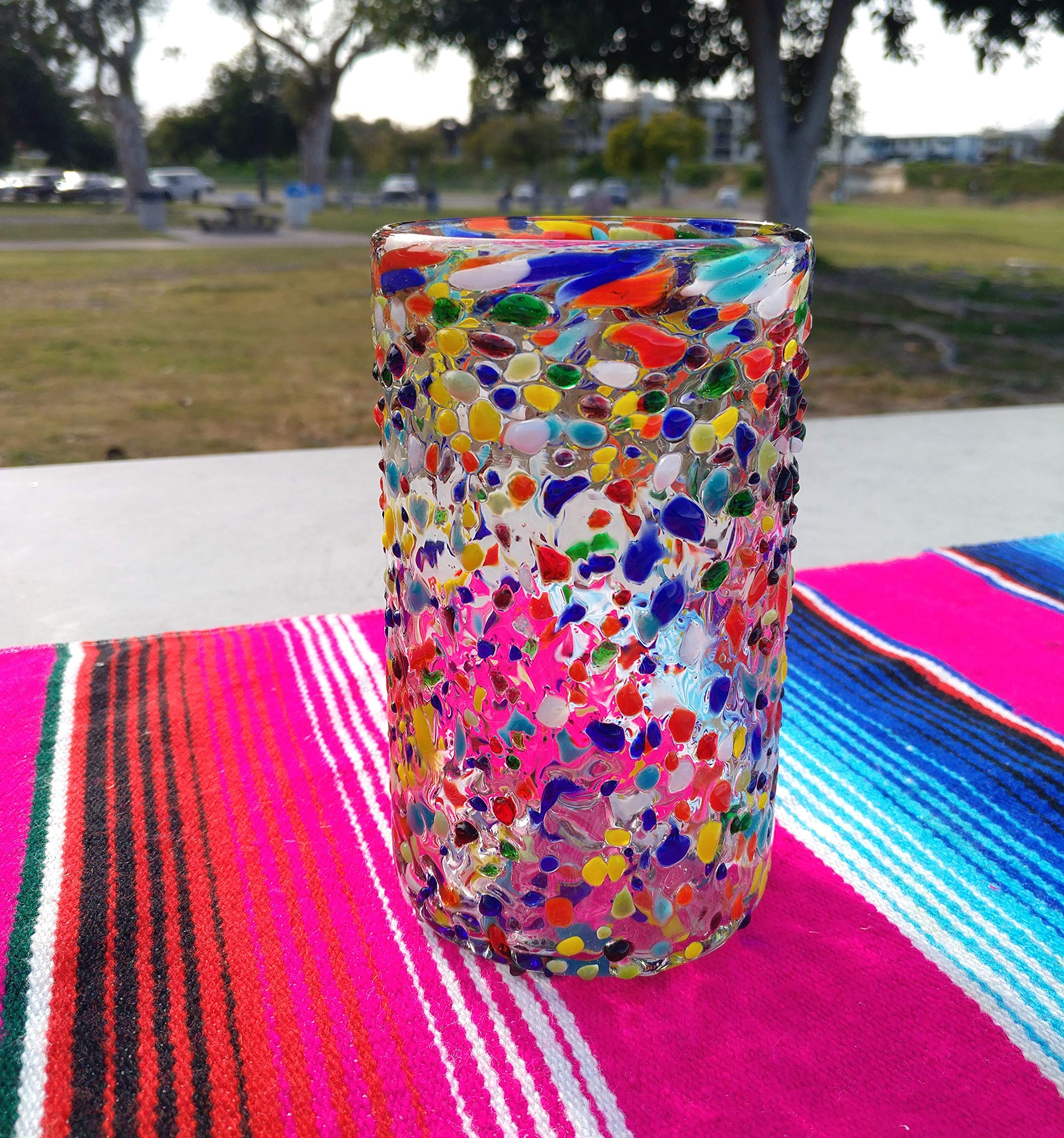 Dos Sueños 14oz capacity suits water, juice, or cocktails.