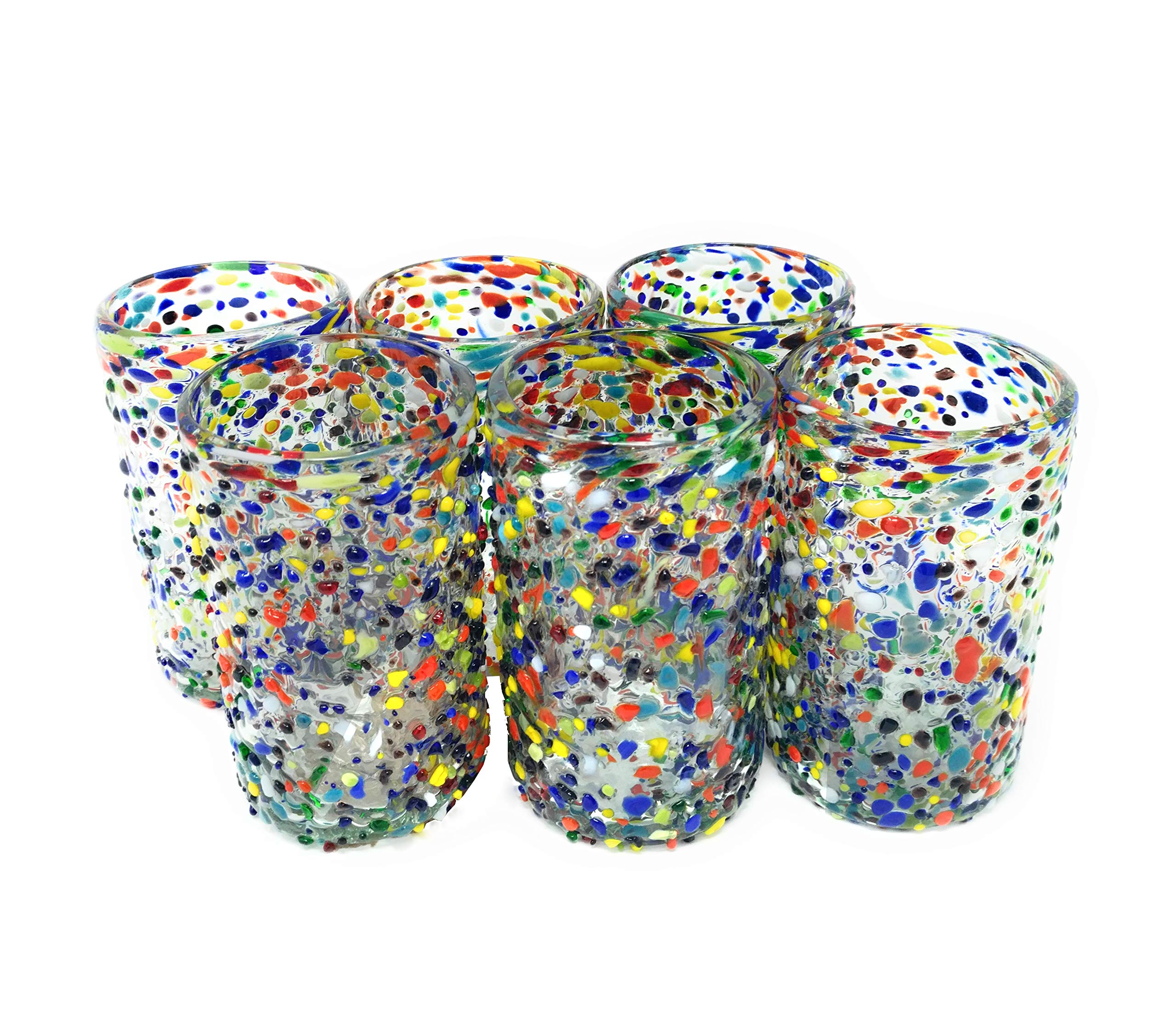 Dos Sueños eco-friendly recycled glass supports sustainable entertaining.