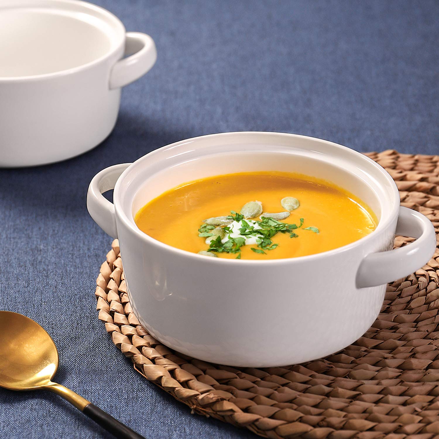 DOWAN 24oz bowls ideal for cereals, stews, and soups.