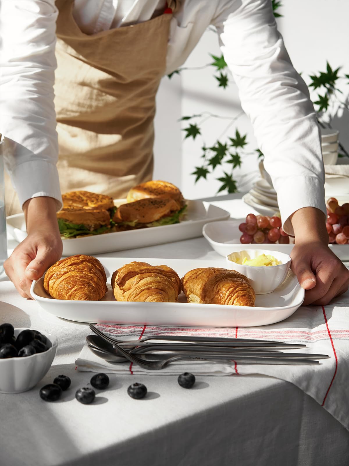 DOWAN rectangle platters are dishwasher and microwave safe