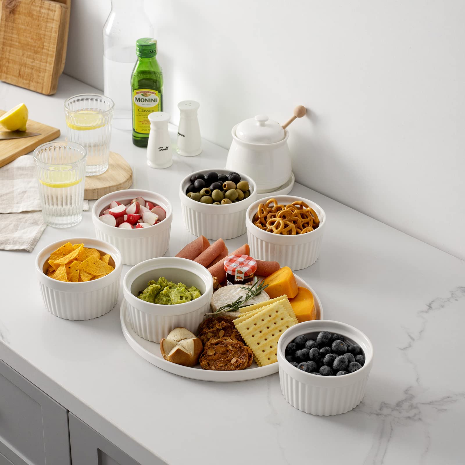 DOWAN durable porcelain glaze resists chips and stains over time.
