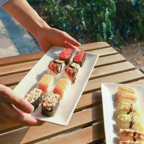 DOWAN elegant entertaining plate perfect for weddings or holiday buffets.