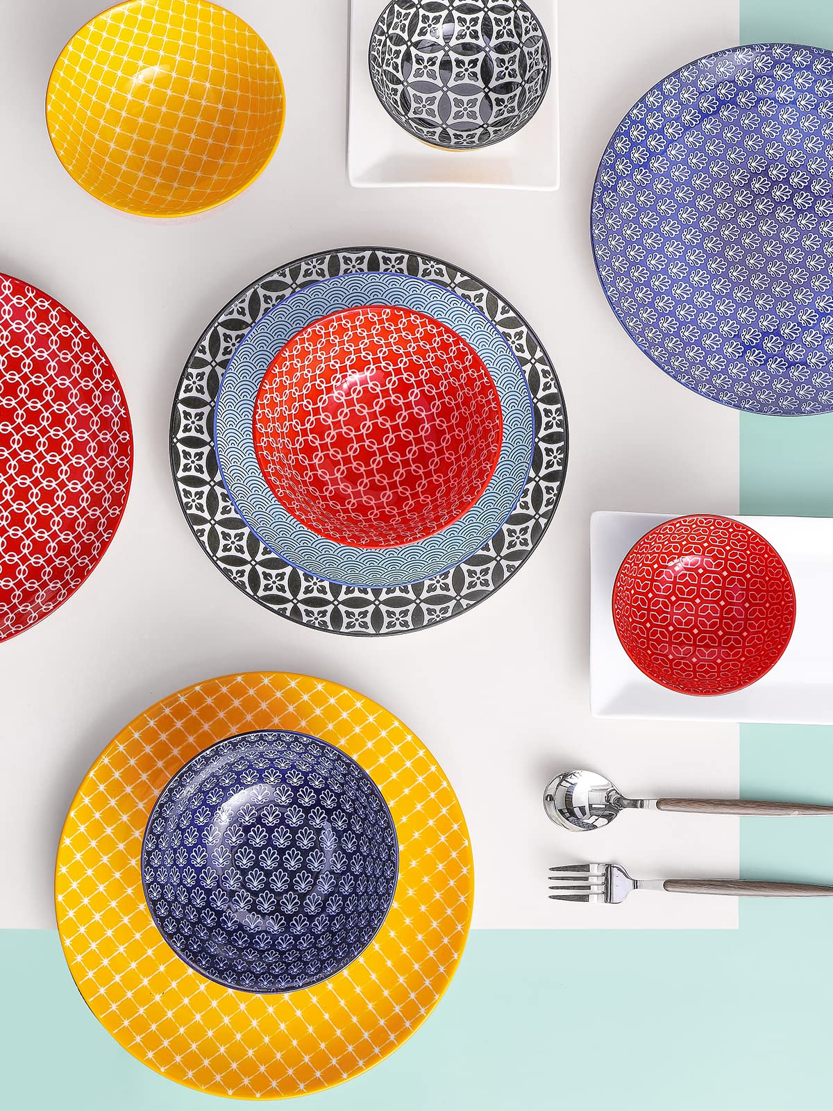 DOWAN plates are ideal gifts for housewarmings or special occasions.