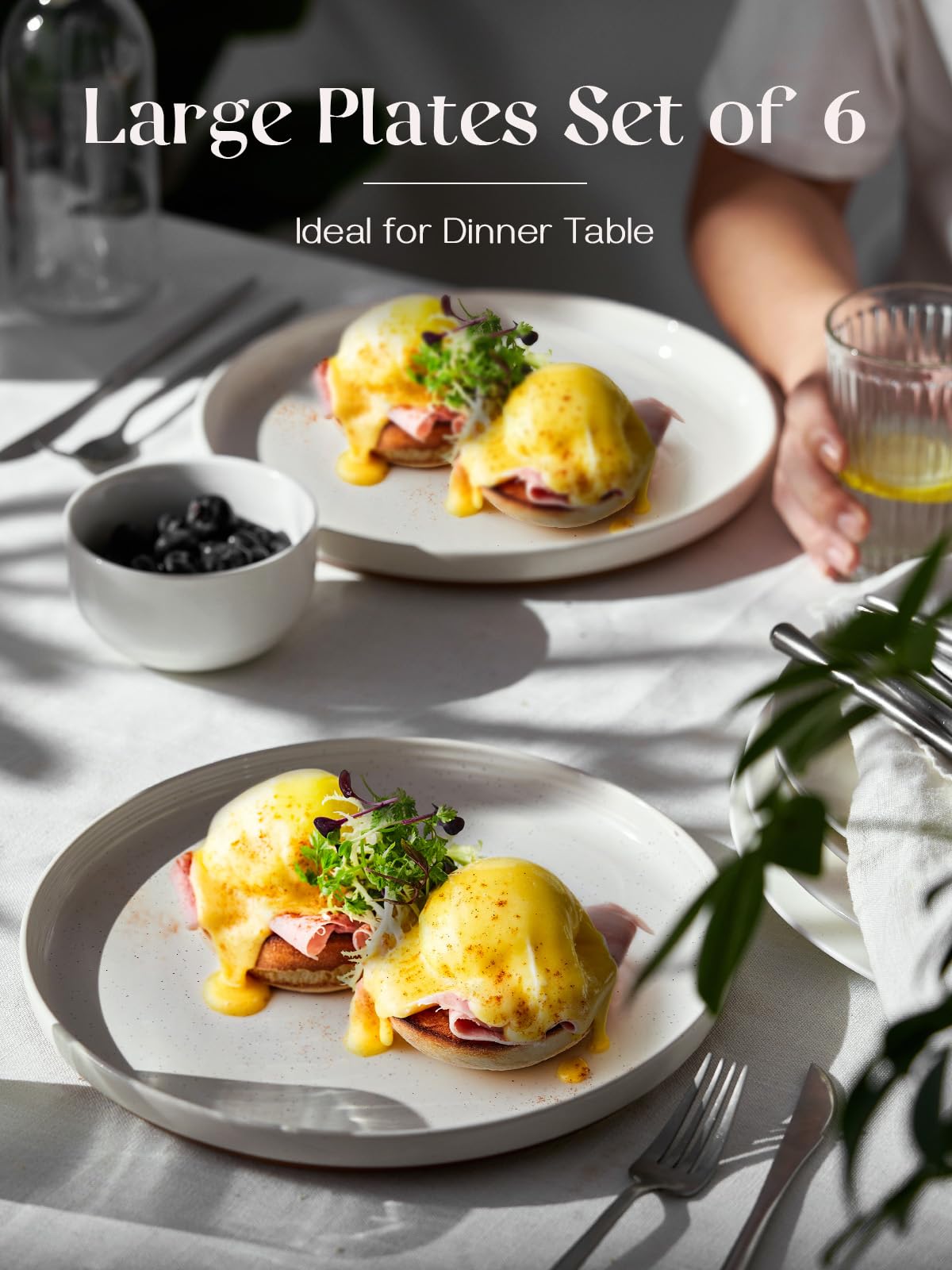 DOWAN lightweight-dinner-plate-ergonomic-hold ensures comfortable handling.