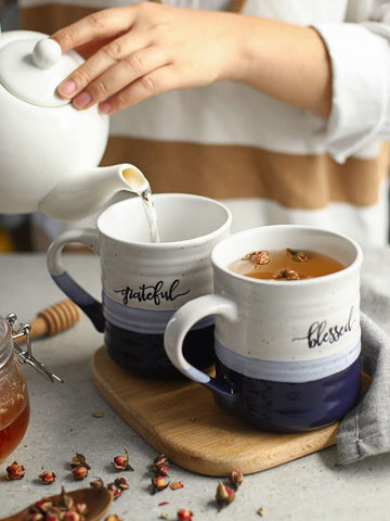 Dowan microwave-safe porcelain mug ready for quick reheats