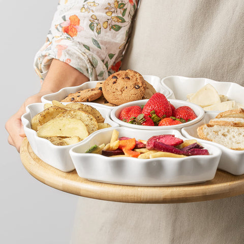 DOWAN white ceramic with bamboo accents suits any table setting.