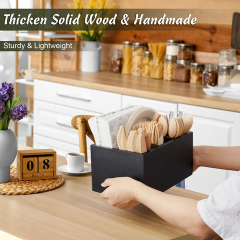DRASTAR picnic cutlery holder in action, ideal for outdoor meals and gatherings.