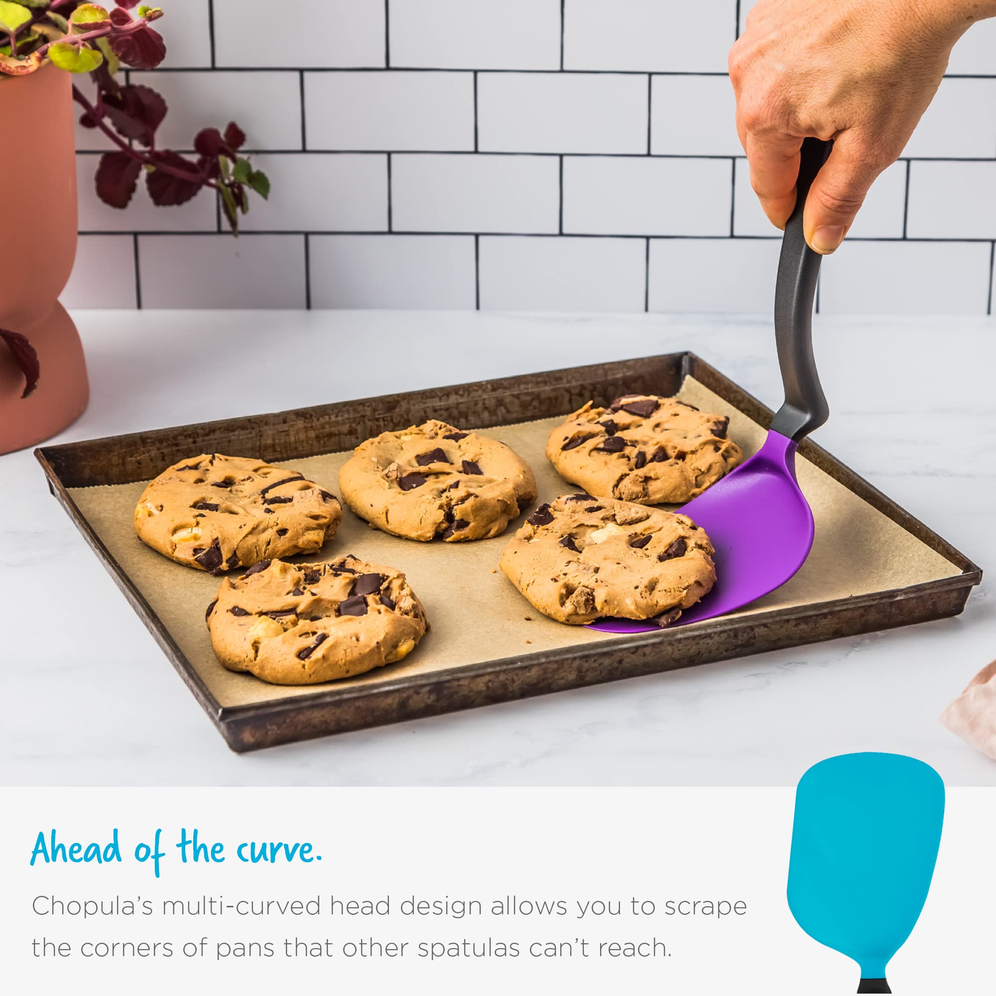 Dreamfarm Chopula heat-resistant nylon handles high-heat tasks