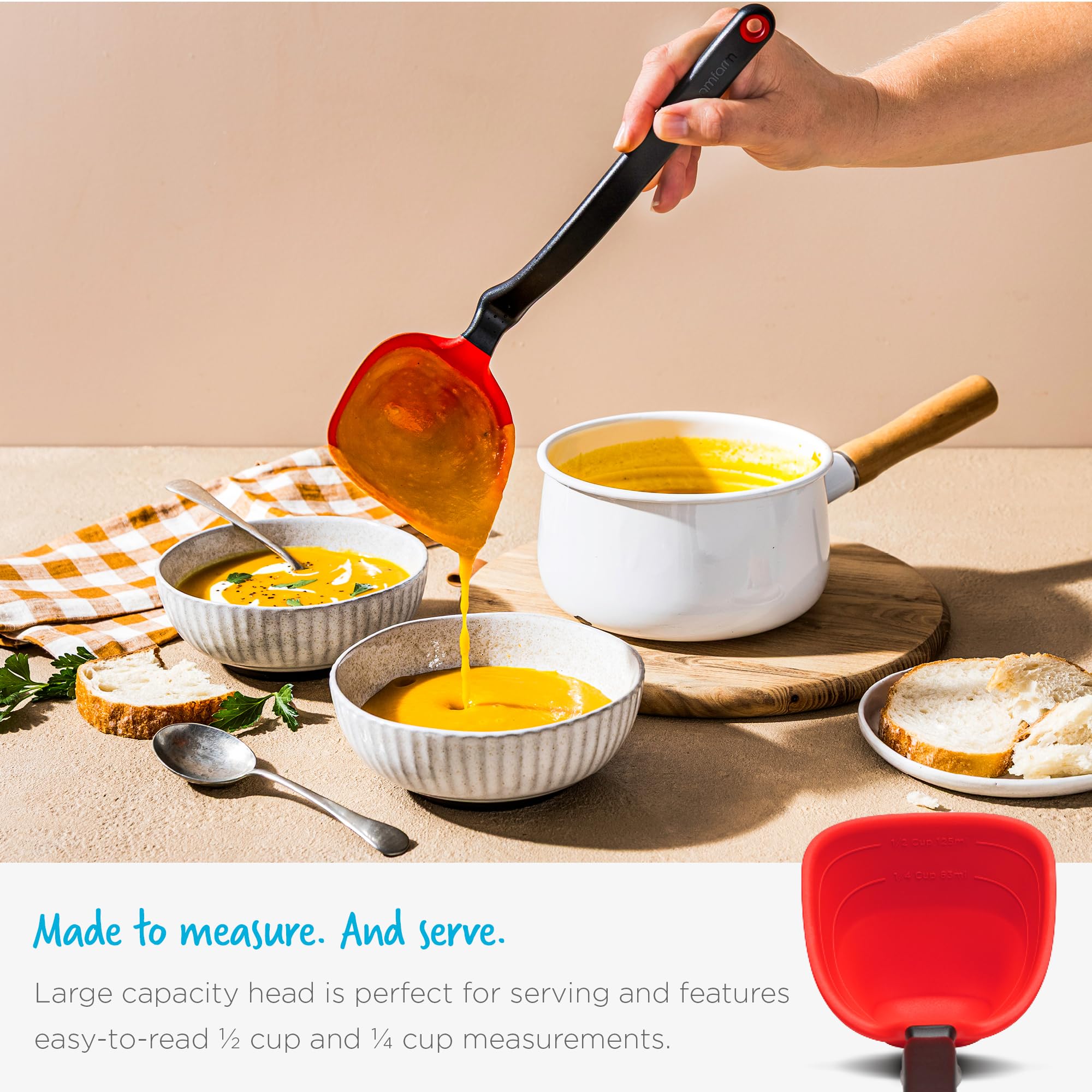 Dreamfarm Fladle withstands heat up to 260°C (500°F) for versatile use.