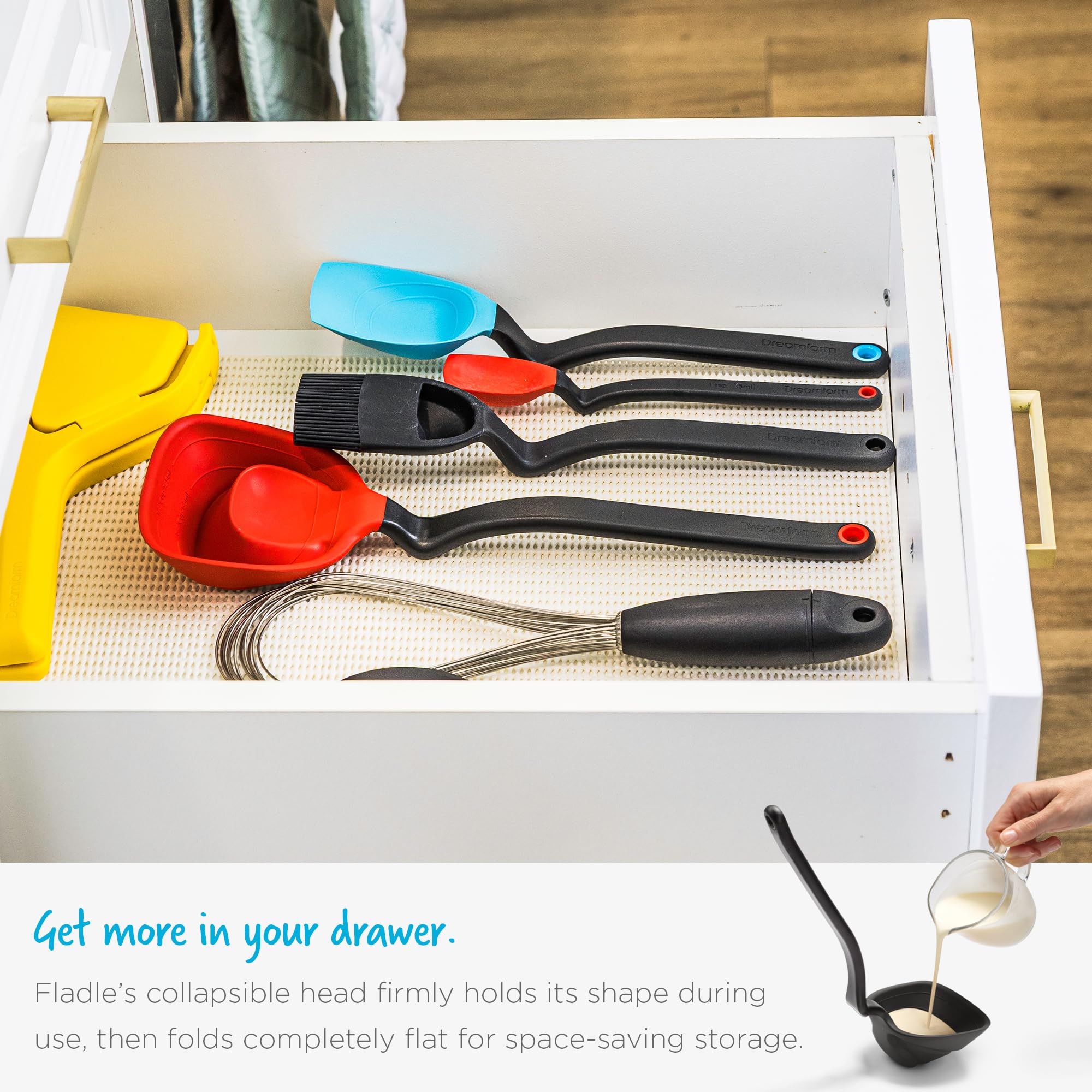 Dreamfarm Fladle non-stick-safe design protects cookware surfaces.