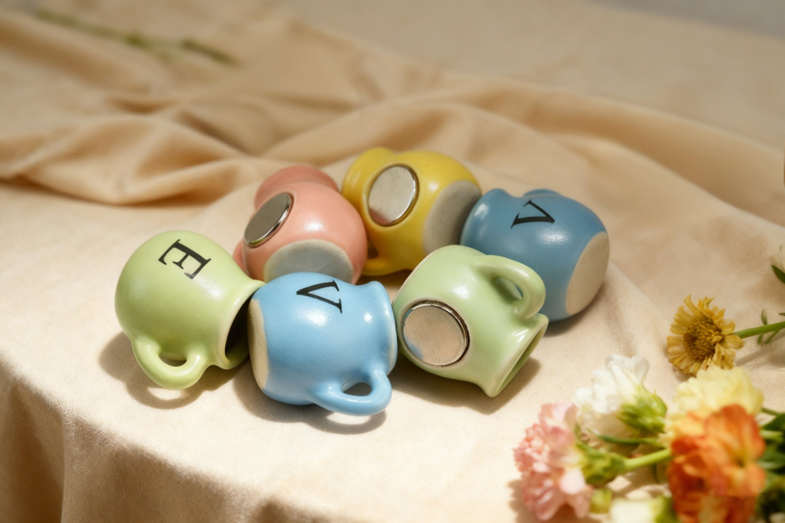 DUNGGLE Mini vase magnets with faux flowers for versatile fridge or desk decor