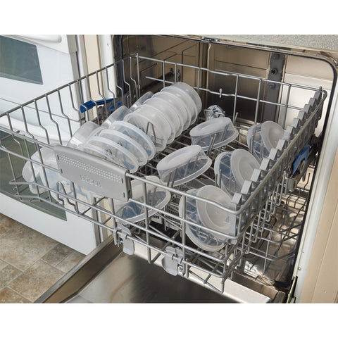 DuraHome top-rack dishwasher-safe lid and container simplify cleanup after meals.