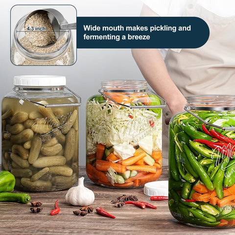 Dwbligt BPA-free glass jar suitable for pantry storage.