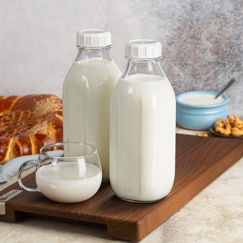Dwbligt fridge-friendly bottle fits neatly on shelves and doors